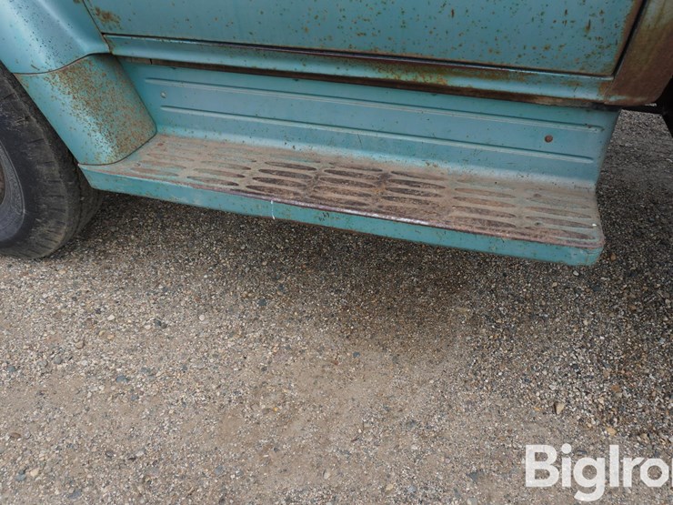1965-chevrolet-c60-image-12