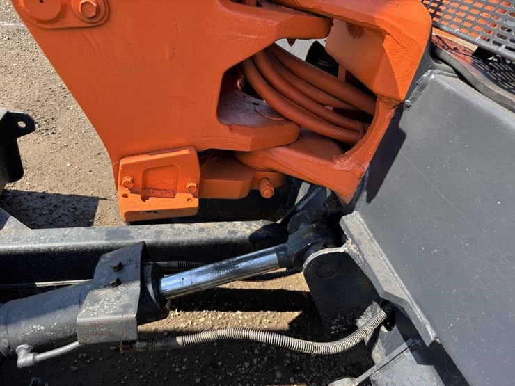 kubota-kx026-image-17