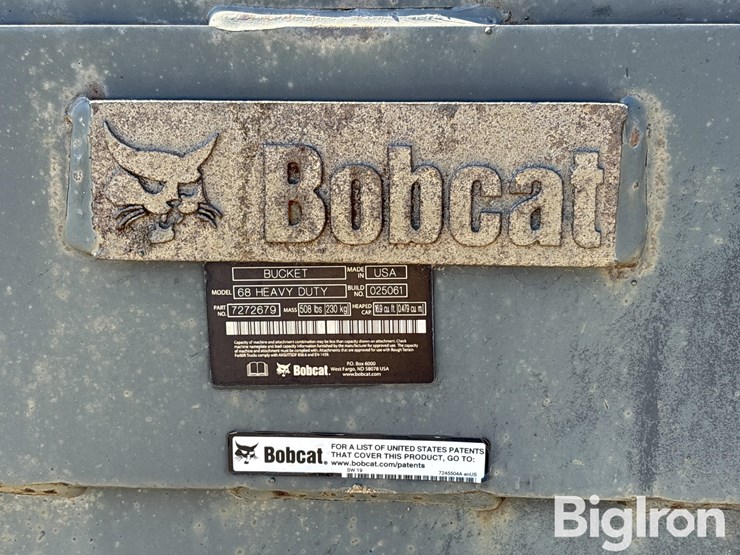 bobcat-68”-heavy-duty-skid-steer-bucket-image-17
