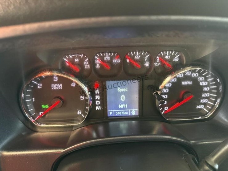 2014-chevrolet-silverado-1500-image-16