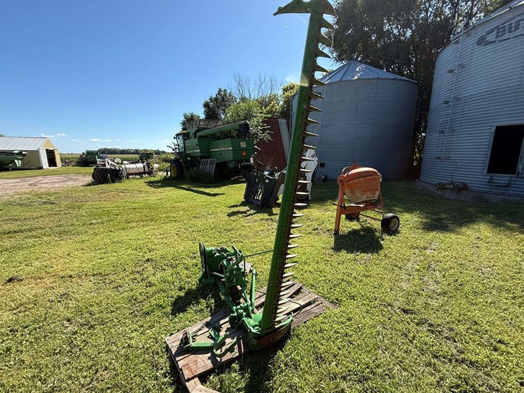 john-deere-7-image-3
