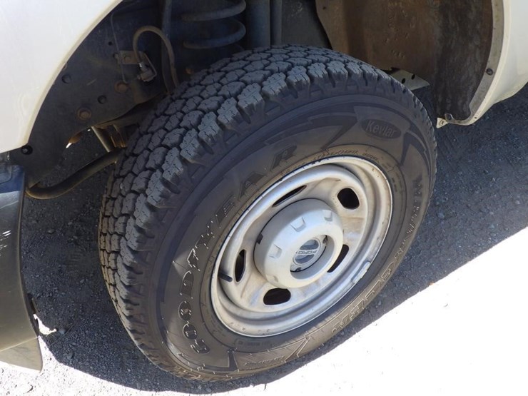 2014-ford-f250-image-14