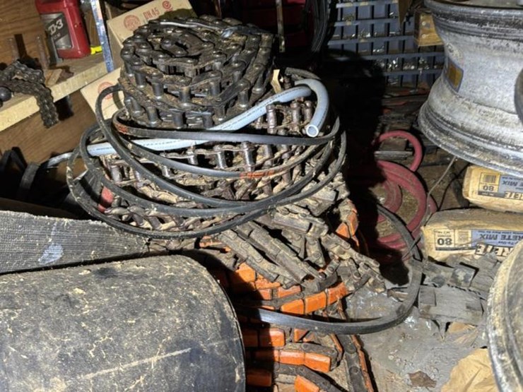 #150-•-entire-contents-of-parts-room-image-7