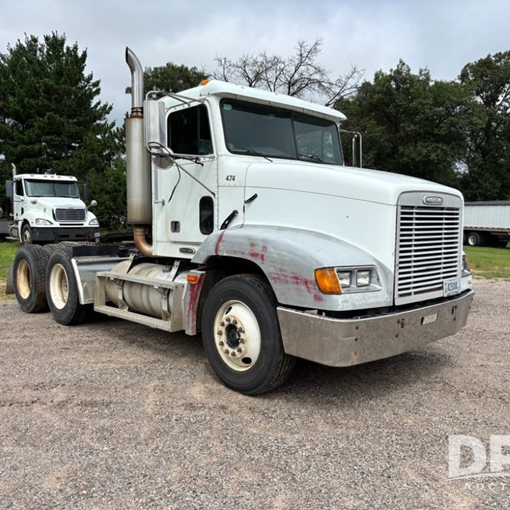 1999 Freightliner Truck (DR12135 Unit 474)