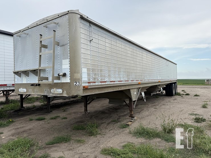 1995-wilson-grain-trailer-image-1