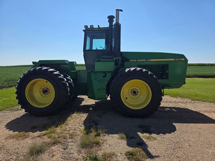 1989-john-deere-8760-image-17