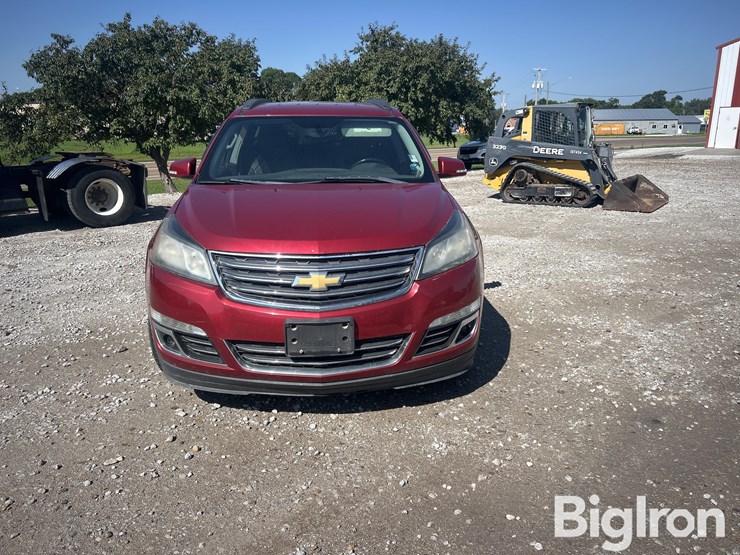 2013-chevrolet-traverse-ltz-image-2