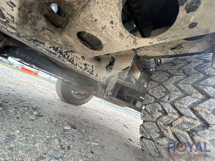 2019-kubota-rtvx1140-image-17