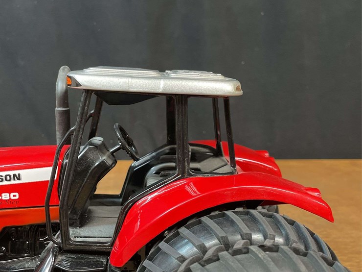 1/16-mf-8480-2004-agco-parts-expo-nib-sm-image-11