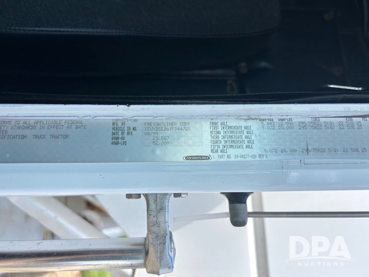 2000-freightliner-dry-tender-truck-(mn1096,-unit-369)-image-26