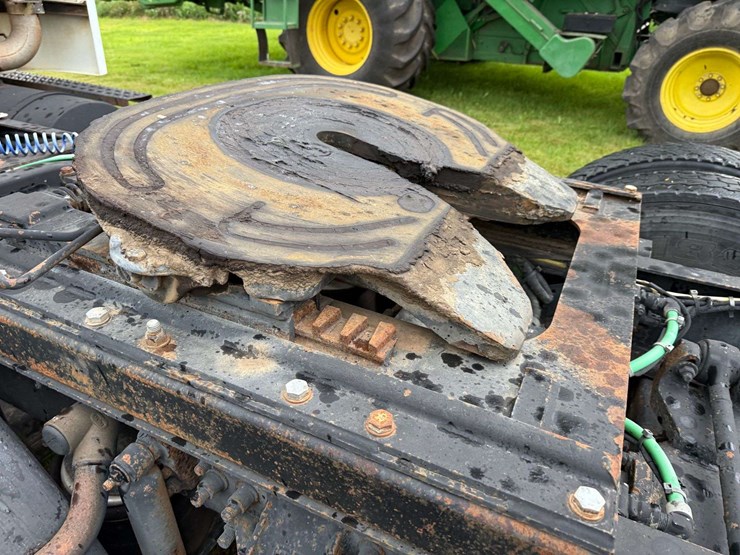 2000-caterpillar-c12-image-33