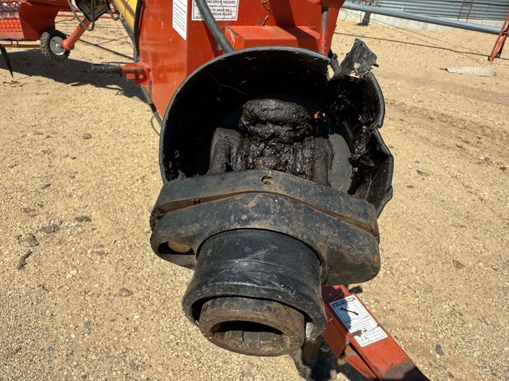westfield-mk-100-61-auger-with-dual-auger-swing-hopper,-hydraulic-lift,-electric-hopper-walker-with-image-19