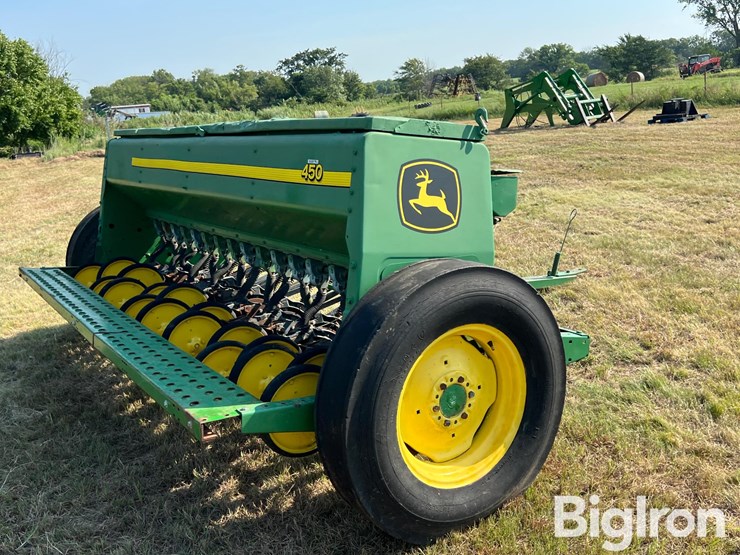 john-deere-450-image-5
