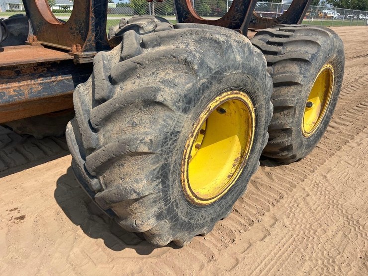 2010-deere-1110e-image-11