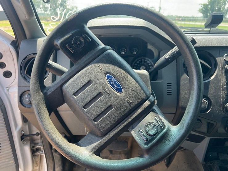 2016-ford-f250-xl-image-31