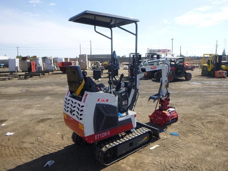 bttl-et12m-6-hydraulic-excavator-image-3