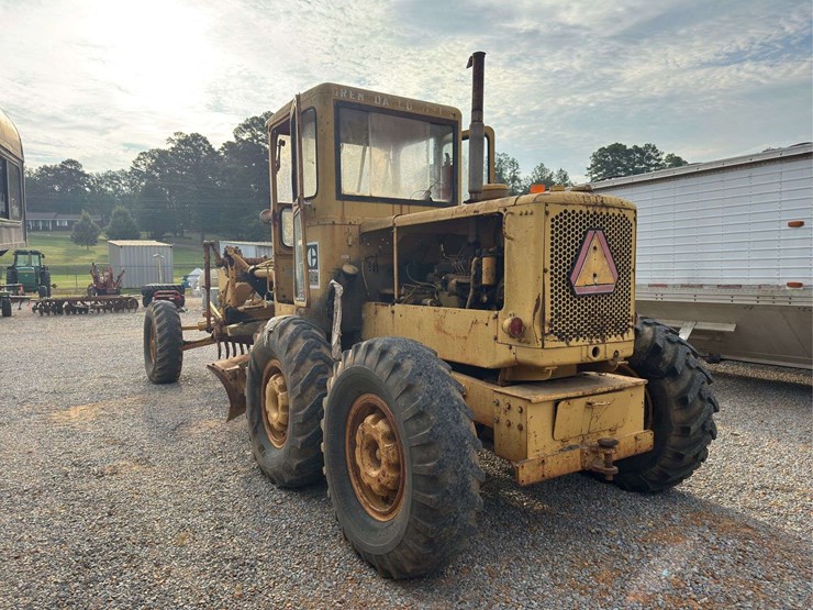 caterpillar-120-image-46