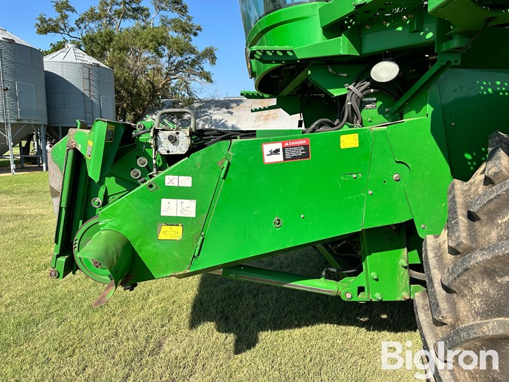 2005-john-deere-9760-sts-image-10