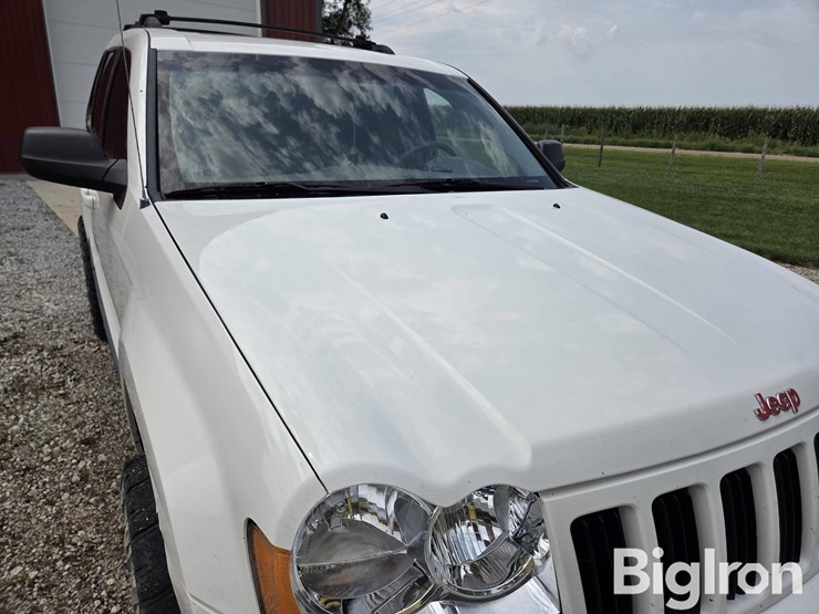 2008-jeep-grand-cherokee-laredo-image-15