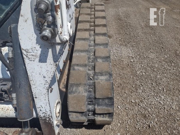 2020-bobcat-t590-image-27