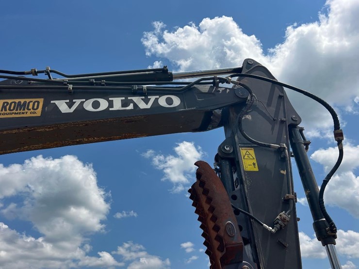 2016-volvo-ec380el-image-13