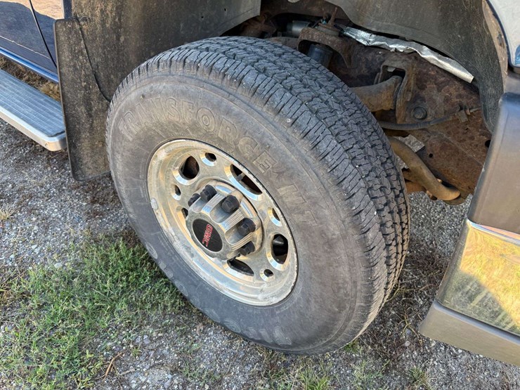 2005-chevrolet-2500-image-17