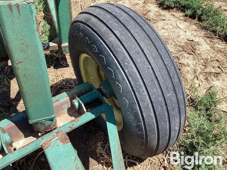 john-deere-9300-image-12