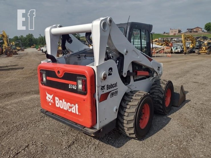 2022-bobcat-s740-image-30