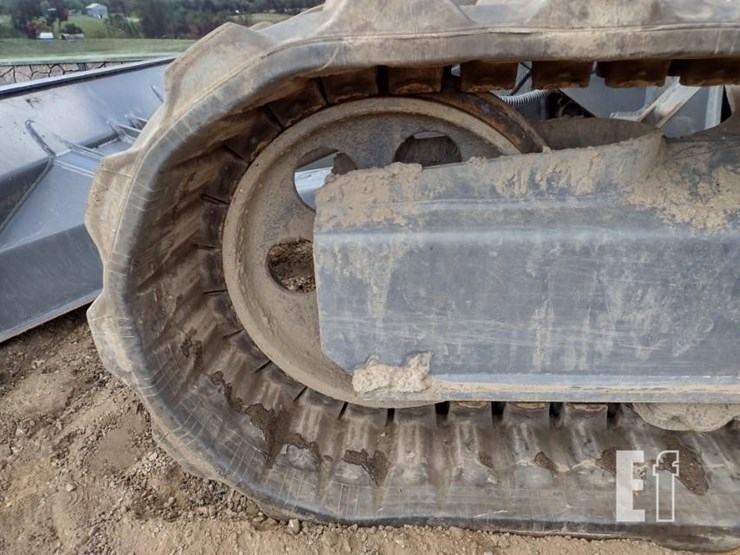 2023-takeuchi-tb280fr-image-32