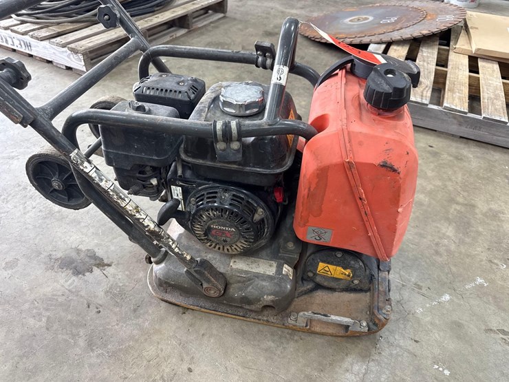 husqvarna-lf75-plate-compactor,-water-tank,-wheel-kit-support-equipment-image-3
