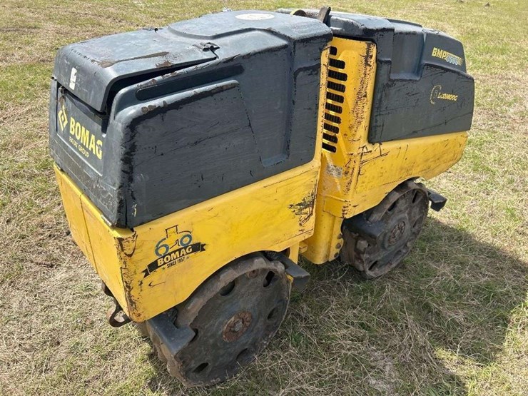 2017-bomag-bmp8500-image-3