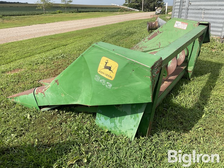 john-deere-343-image-7