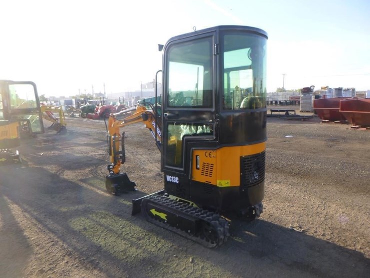 2025-vicsec-vc13c-hydraulic-excavator-image-4