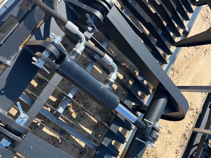 unused-jct-84"-hyd-rock-grapple-bucket-image-3