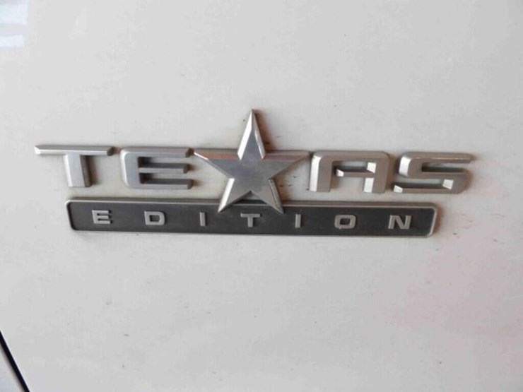 2019-chevrolet-silverado-image-16