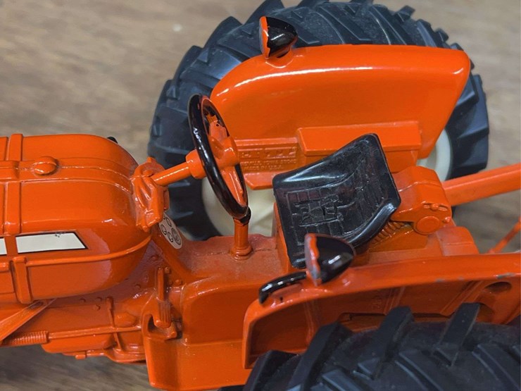 1/16-ac-d19-w/plow-customized-image-13