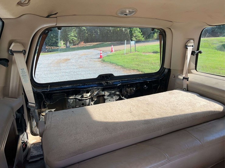 2002-lincoln-navigator-image-24
