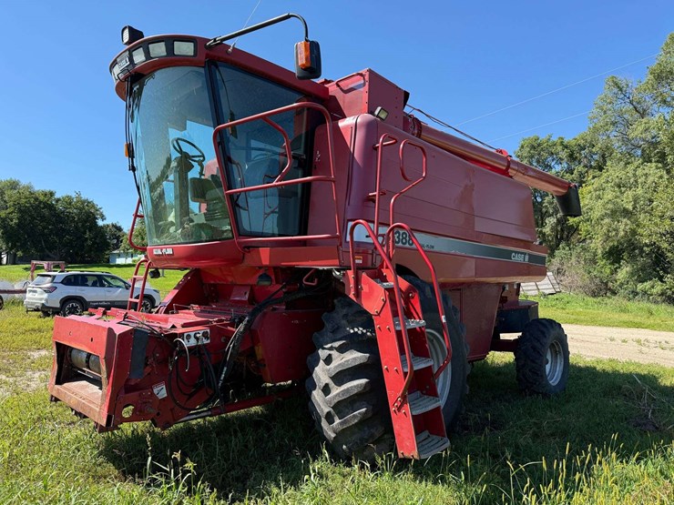 1997-case-ih-2388-image-8