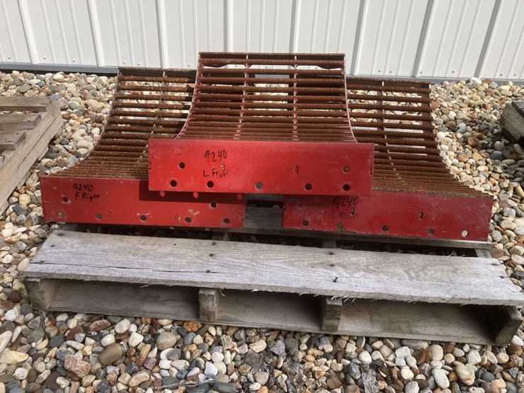 round-bar-concaves-for-9000-series-caseih-flagship-combine,-(3)-pcs-image-2