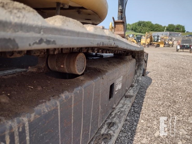 2018-deere-35g-image-37