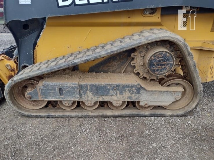 2020-deere-325g-image-19