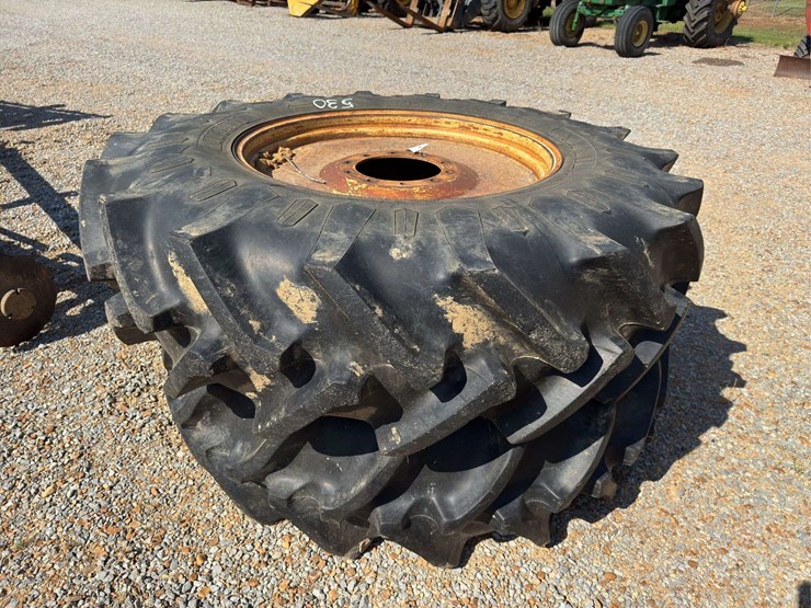 deere-tires-image-3