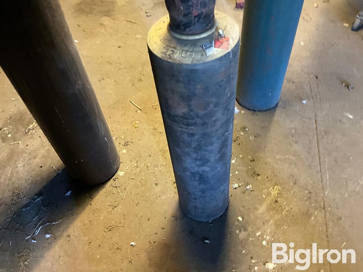 compressed-gas-cylinder-image-11