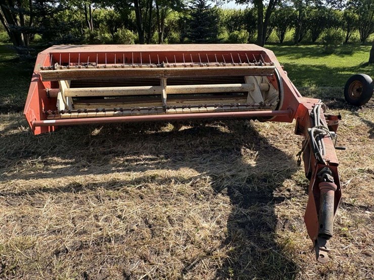 hesston-1090-image-2
