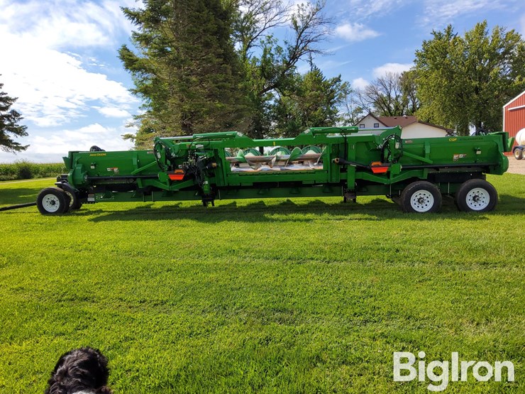 2023-john-deere-c12f-image-6