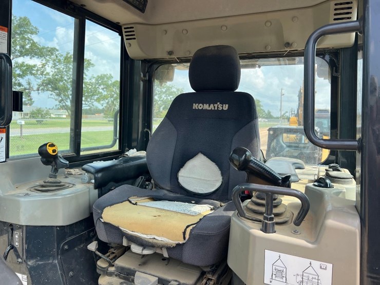 2018-komatsu-d51px-24-image-29