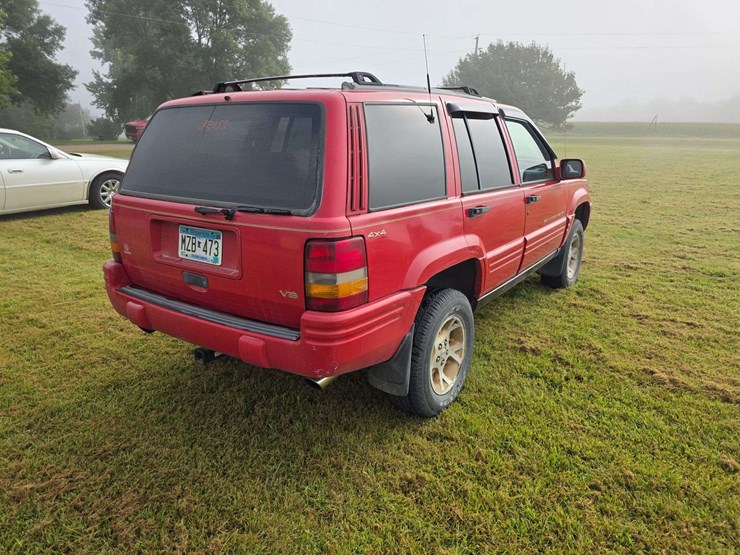 1996-jeep-grand-cherokee-limited-image-11