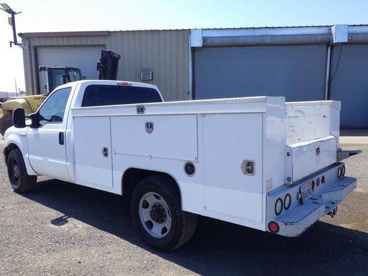 2006-ford-f350-image-4