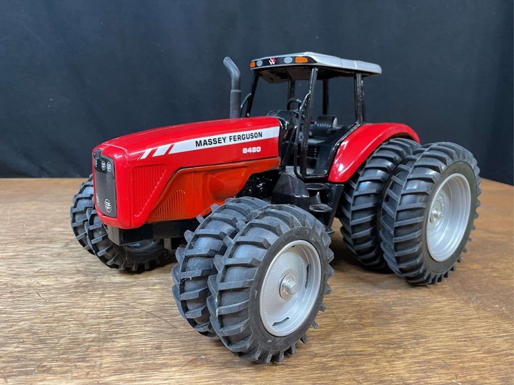 1/16-mf-8480-2004-agco-parts-expo-nib-sm-image-2