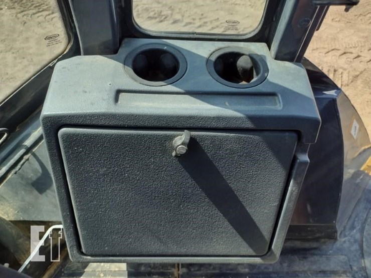 2017-deere-310sl-image-15